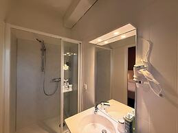 Brit Hotel L'Arrivée Guingamp