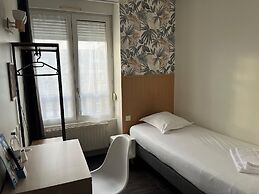 Brit Hotel L'Arrivée Guingamp