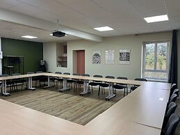 Brit Hotel L'Arrivée Guingamp