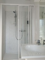 Brit Hotel L'Arrivée Guingamp