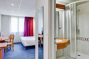 Brit Hotel Nantes Vigneux - L'Atlantel