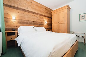 Hotel Oasi