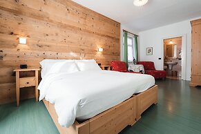 Hotel Oasi