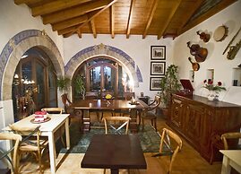 Melinas Boutique Hotel