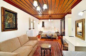 Melinas Boutique Hotel