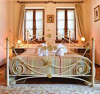 Melinas Boutique Hotel