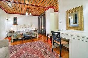 Melinas Boutique Hotel