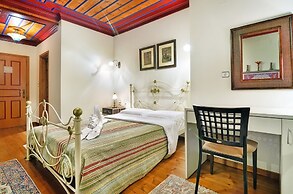 Melinas Boutique Hotel