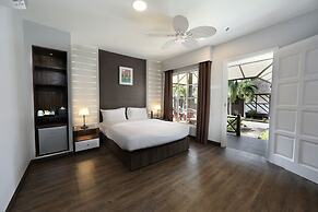 Perhentian Island Resort