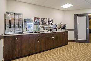 Travelodge Suites by Wyndham Estevan