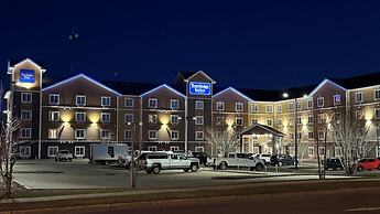 Travelodge Suites by Wyndham Estevan
