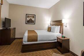 Travelodge Suites by Wyndham Estevan