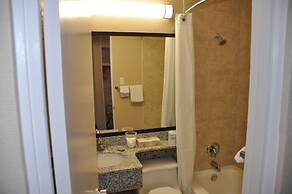 Travelodge by Wyndham North Battleford