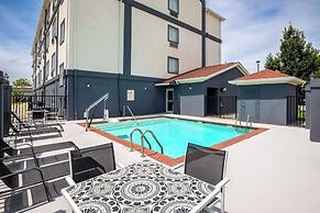 Days Inn by Wyndham Baton Rouge/I-10