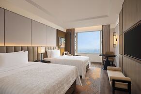Le Meridien Surat