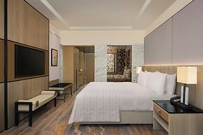 Le Meridien Surat