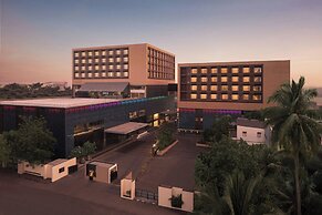 Le Meridien Surat