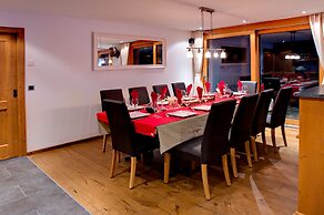 Mountain Exposure Luxury Chalets & Penthouses & Apartments