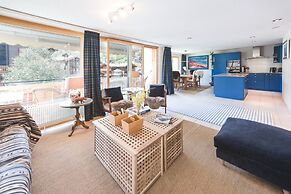 Mountain Exposure Luxury Chalets & Penthouses & Apartments