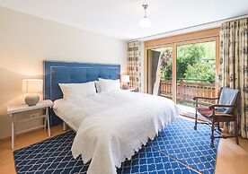 Mountain Exposure Luxury Chalets & Penthouses & Apartments