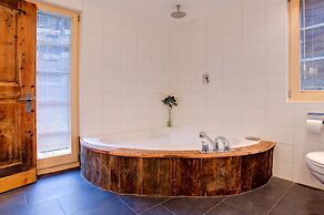 Mountain Exposure Luxury Chalets & Penthouses & Apartments