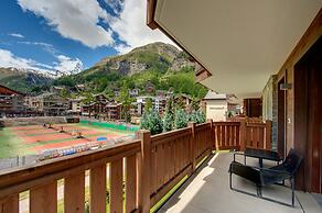 Mountain Exposure Luxury Chalets & Penthouses & Apartments