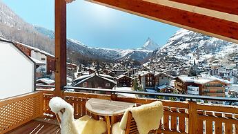 Mountain Exposure Luxury Chalets & Penthouses & Apartments