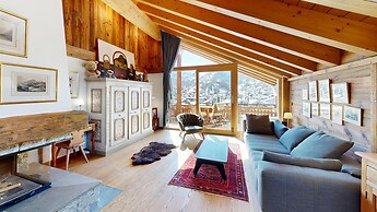 Mountain Exposure Luxury Chalets & Penthouses & Apartments