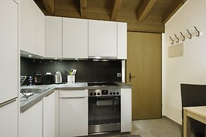 Mountain Exposure Luxury Chalets & Penthouses & Apartments