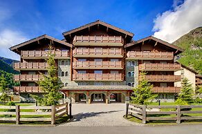 Mountain Exposure Luxury Chalets & Penthouses & Apartments