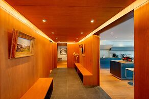 Mountain Exposure Luxury Chalets & Penthouses & Apartments