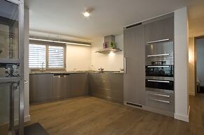 Mountain Exposure Luxury Chalets & Penthouses & Apartments