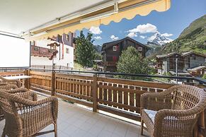 Mountain Exposure Luxury Chalets & Penthouses & Apartments
