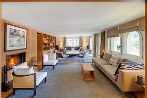 Mountain Exposure Luxury Chalets & Penthouses & Apartments