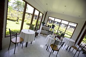 Madang Lodge Hotel