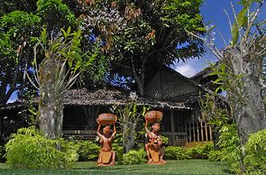Madang Lodge Hotel