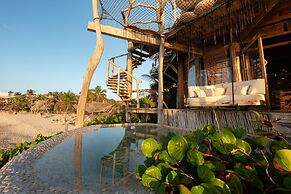 Azulik - Adults Only