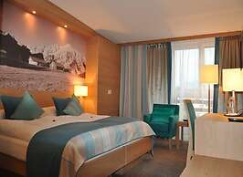 Goldener Adler Wattens