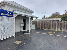 Eden Park Motel
