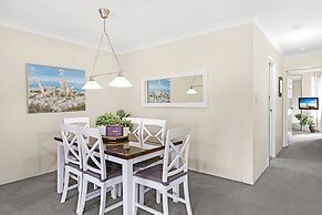 Oceanside Cove Holiday Apartments