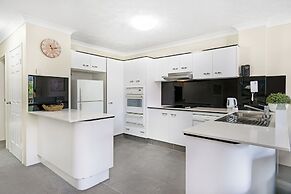 Oceanside Cove Holiday Apartments