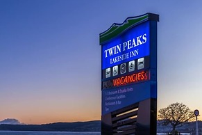 Twin Peaks Lakeside Inn