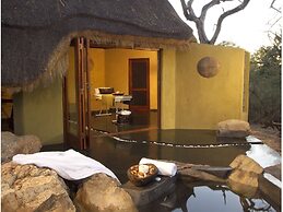 Pondoro Game Lodge