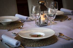 Pondoro Game Lodge  - Open to Kruger Park