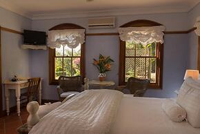 Victoria's at Ewingsdale Byron Bay