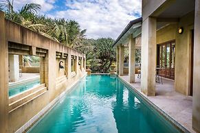 Victoria's at Wategos