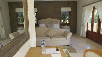 Victoria's at Wategos