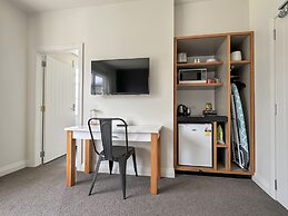 Silverstream Retreat