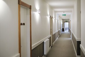 Silverstream Retreat