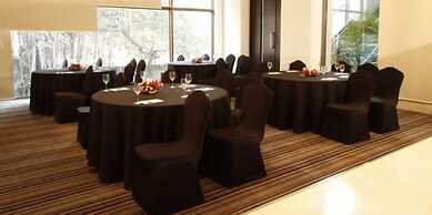 Crowne Plaza Pune City Centre by IHG